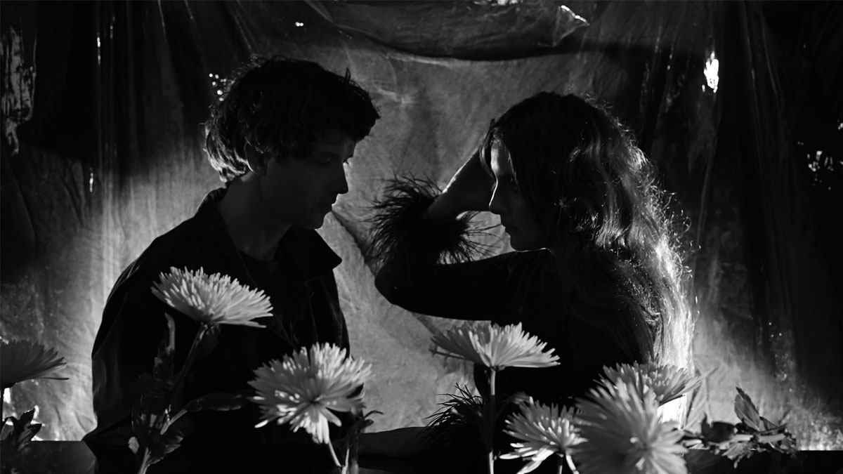 Beach House –  New Become EP
