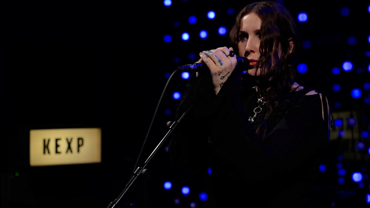 Chelsea Wolfe – Live on KEXP