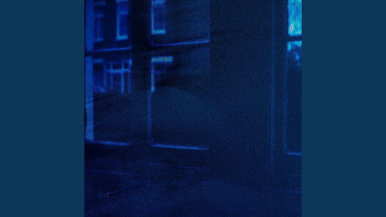 Pale Blue Eyes – Half Light